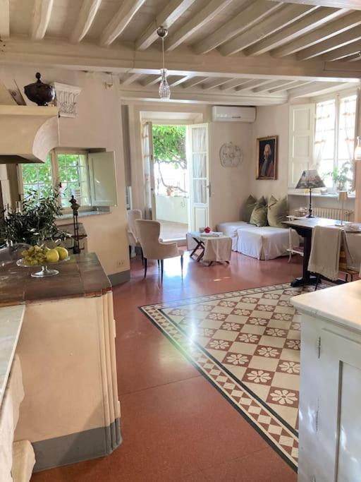 Locanda Sant' Agostino Lucques Extérieur photo